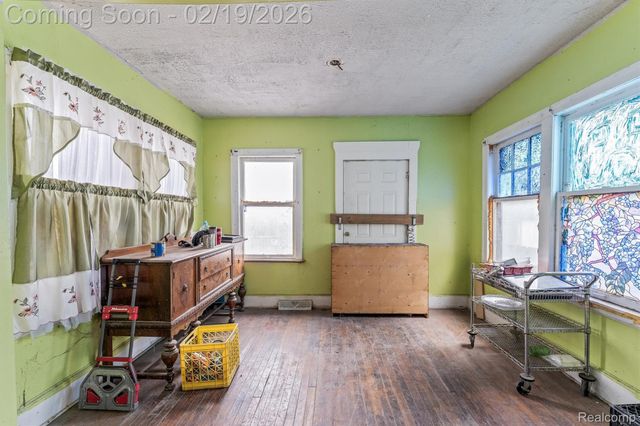 880 Algonquin Street, Detroit, MI 48215