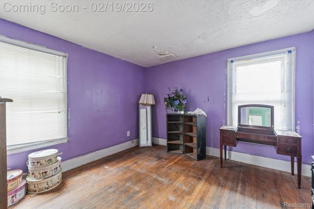 880 Algonquin Street, Detroit, MI 48215