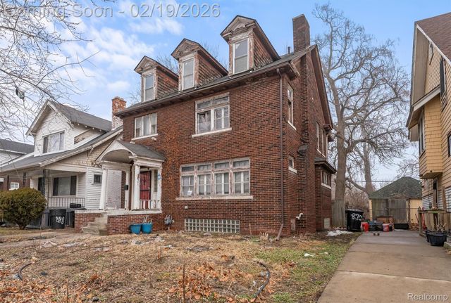 880 Algonquin Street, Detroit, MI 48215