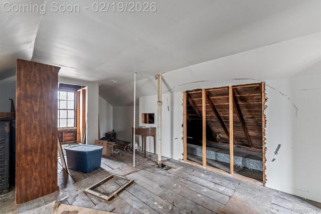 880 Algonquin Street, Detroit, MI 48215