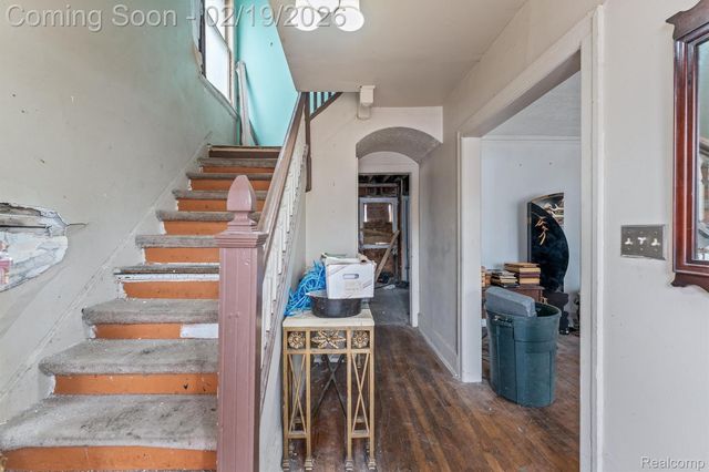 880 Algonquin Street, Detroit, MI 48215