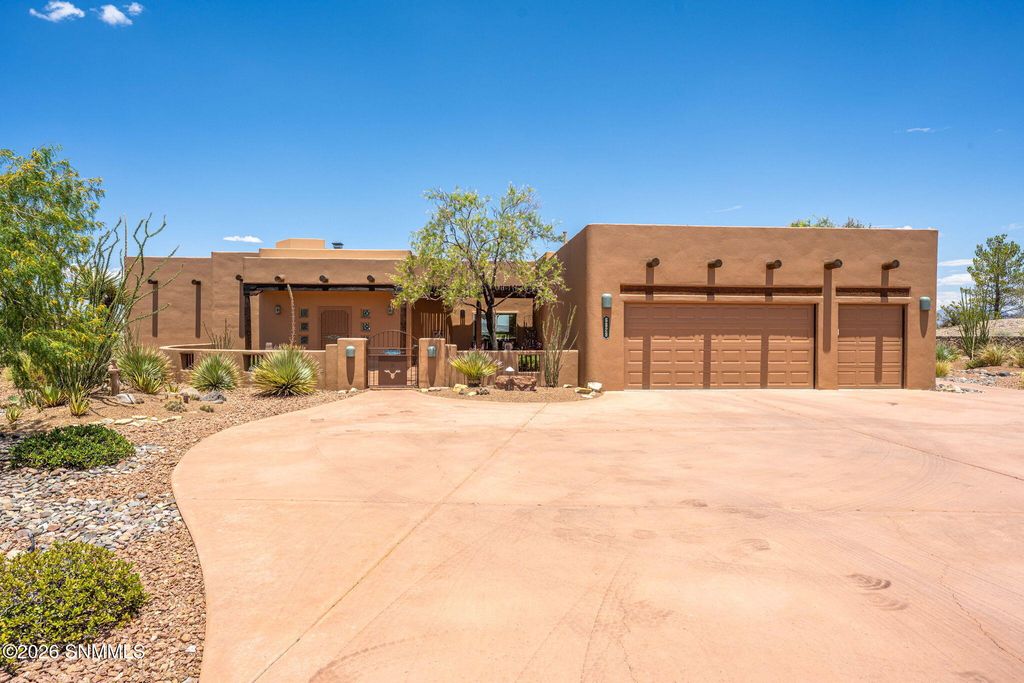 6828 Alhambra, Las Cruces, NM 88007