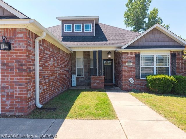 2505 Crestview Lane, Barling, AR 72923