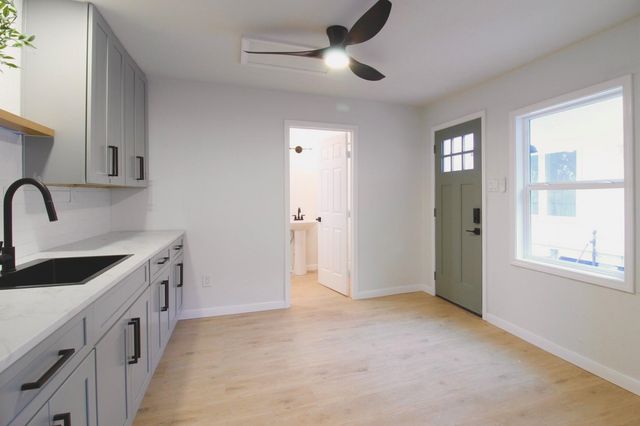 1618 Weber Street, Houston, TX 77007