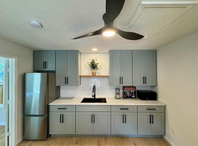 1618 Weber Street, Houston, TX 77007