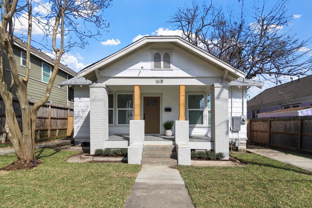 1618 Weber Street, Houston, TX 77007