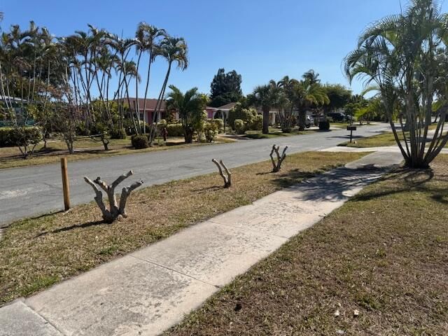 635 NW 5th Street, Boynton Beach, FL 33435