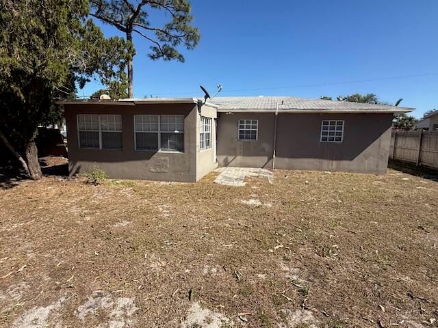 635 NW 5th Street, Boynton Beach, FL 33435