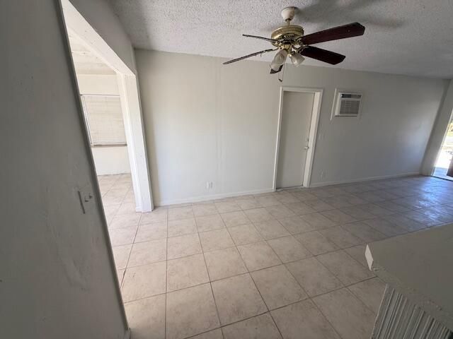 635 NW 5th Street, Boynton Beach, FL 33435