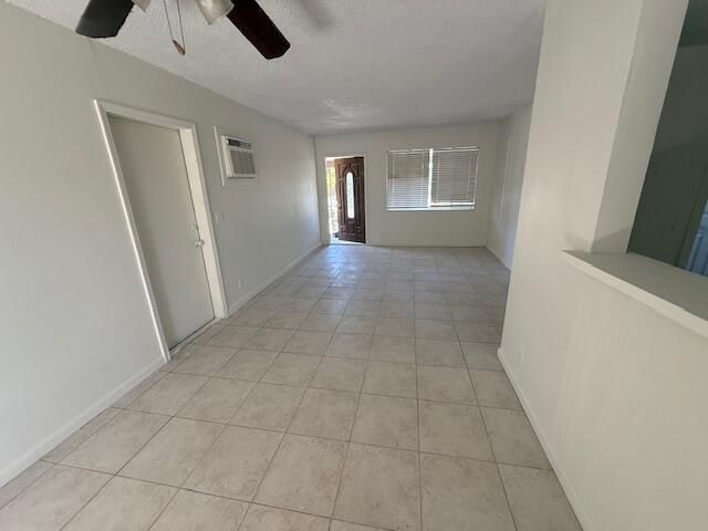 635 NW 5th Street, Boynton Beach, FL 33435