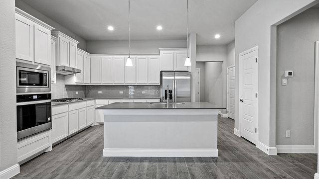 10621 ZIRCON Lane, Fort Worth, TX 76036