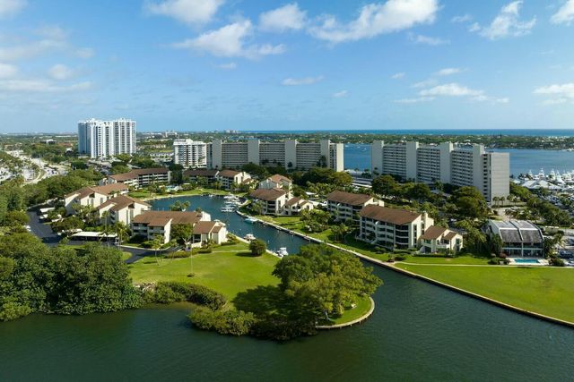 1036 Us Highway 1 315, North Palm Beach, FL 33408