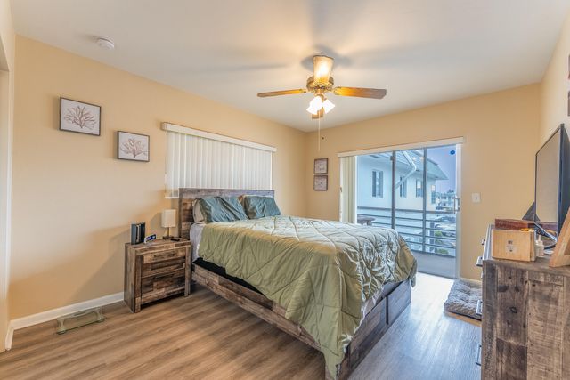 2920 Cynthia Lane 202, Lake Worth Beach, FL 33461
