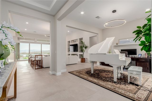 100 Water Cliff Lane, Henderson, NV 89011