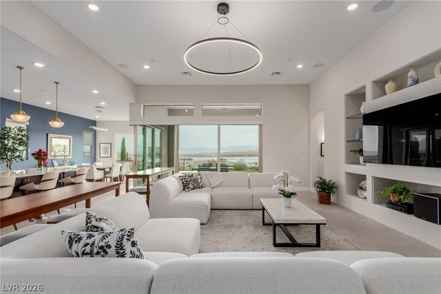 100 Water Cliff Lane, Henderson, NV 89011