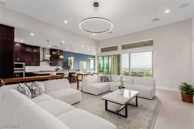 100 Water Cliff Lane, Henderson, NV 89011