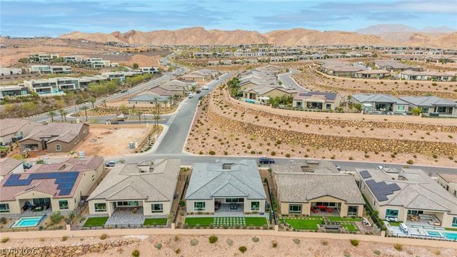 100 Water Cliff Lane, Henderson, NV 89011