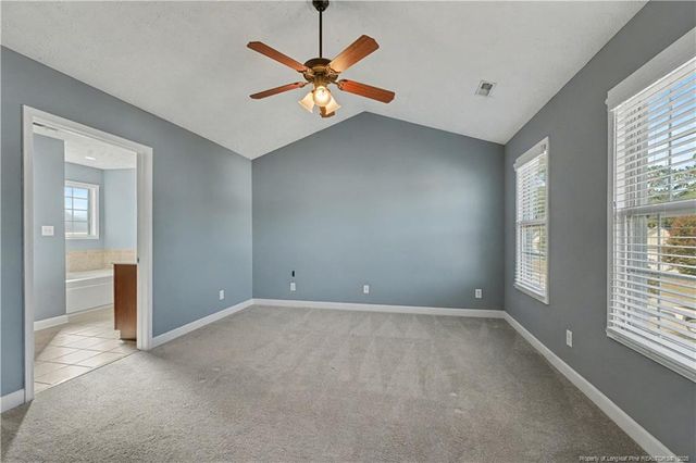 5609 Prestonfield Lane, Hope Mills, NC 28348