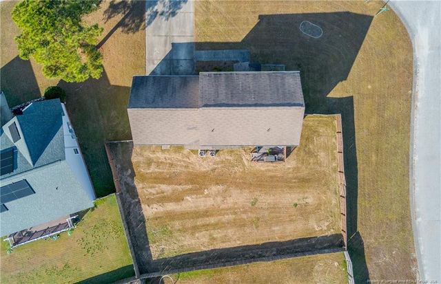 5609 Prestonfield Lane, Hope Mills, NC 28348