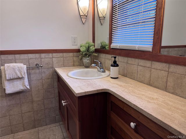 3 Annabelle Lane, New City, NY 10956