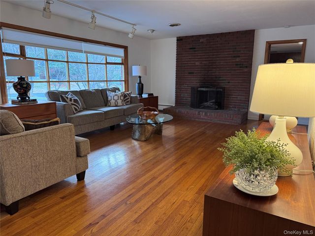 3 Annabelle Lane, New City, NY 10956