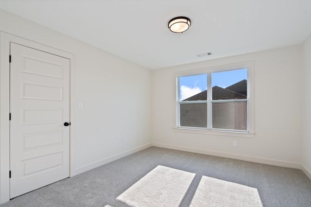 12555 PENROSE DR, Arlington, TN 38002