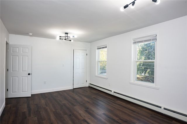 40 Greenwich Avenue, West Warwick, RI 02893