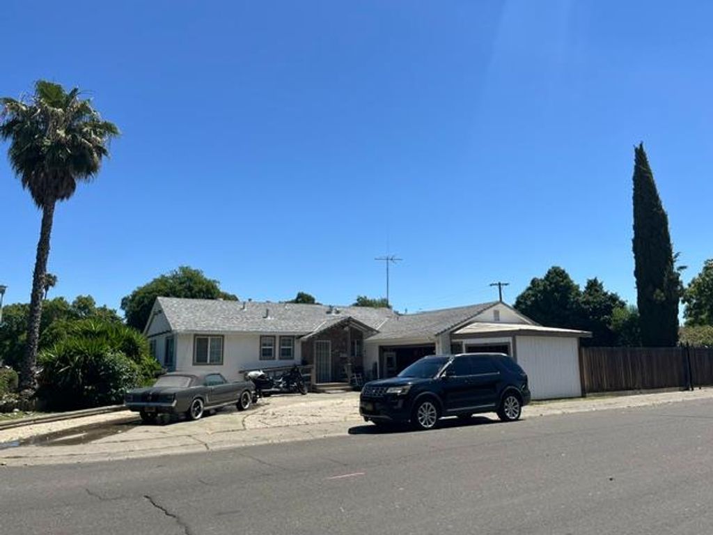 3100 Normington Dr, Sacramento, CA 95833