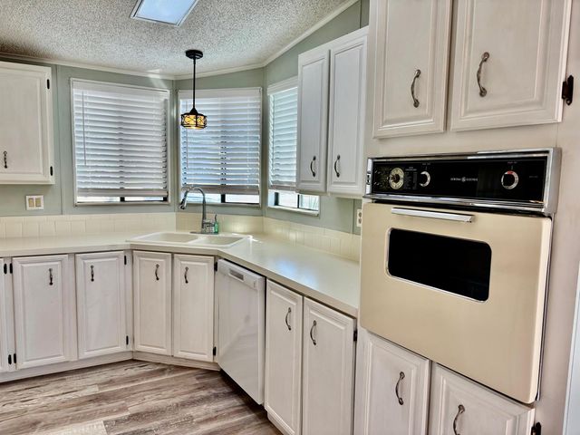 8203 Cinnamon Lane, Port St. Lucie, FL 34952