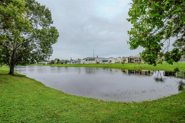 8203 Cinnamon Lane, Port St. Lucie, FL 34952