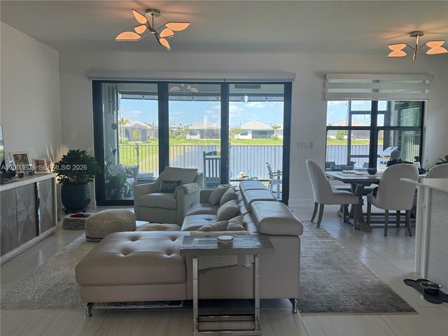 12712 SW Blue Mangrove Pkwy, Port St. Lucie, FL 34987