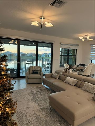 12712 SW Blue Mangrove Pkwy, Port St. Lucie, FL 34987