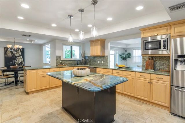 437 S Sparks, Burbank, CA 91506