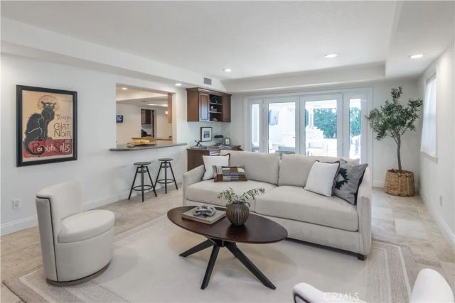 437 S Sparks, Burbank, CA 91506