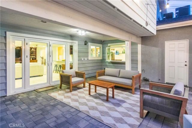 437 S Sparks, Burbank, CA 91506