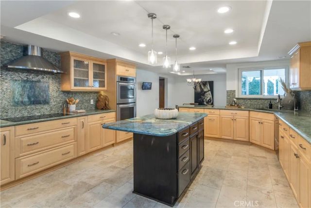 437 S Sparks, Burbank, CA 91506