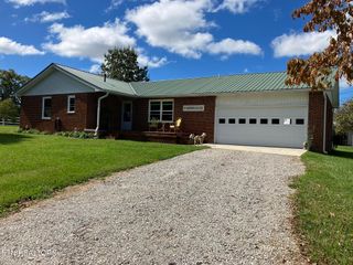 145 Rhum Rd, Clarkrange, TN 38553