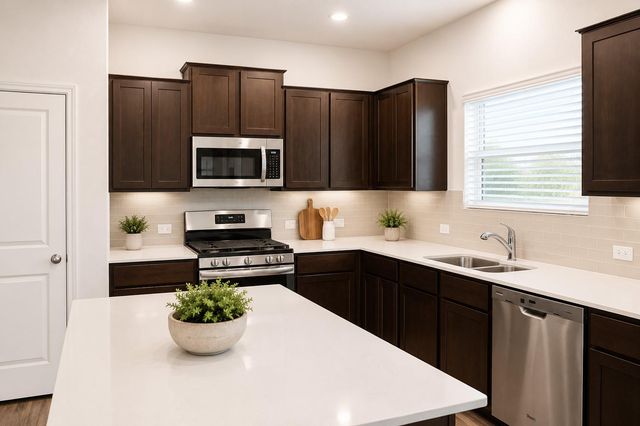 828 Mallow RD, Leander, TX 78641