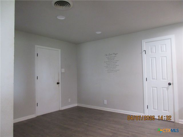 506 E Loop 121, Belton, TX 76513