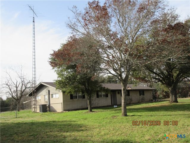 506 E Loop 121, Belton, TX 76513