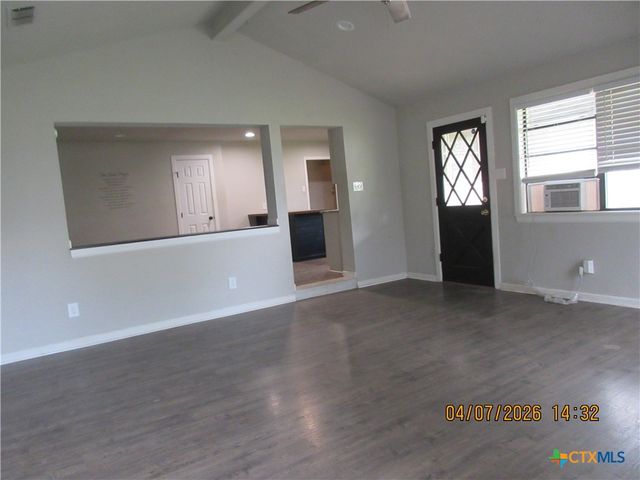 506 E Loop 121, Belton, TX 76513