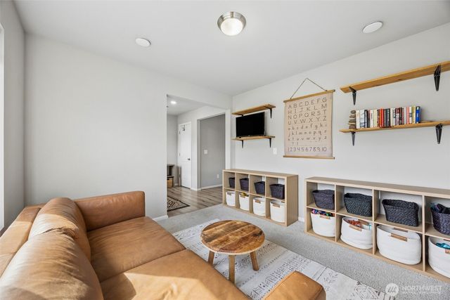 15117 Prescott Loop SE, Yelm, WA 98597