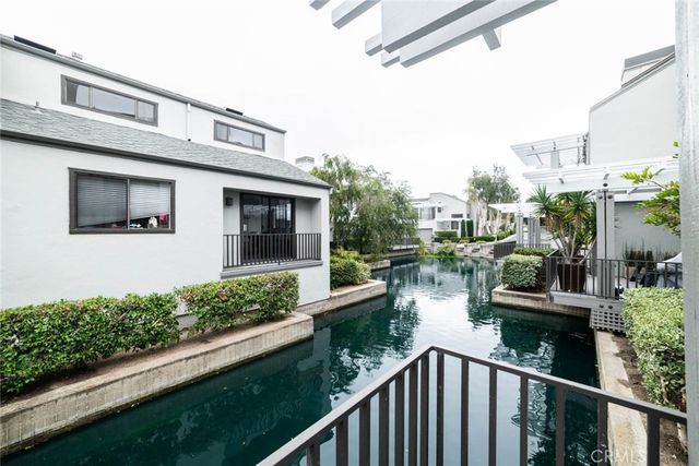 31 Waterway 3, Irvine, CA 92614
