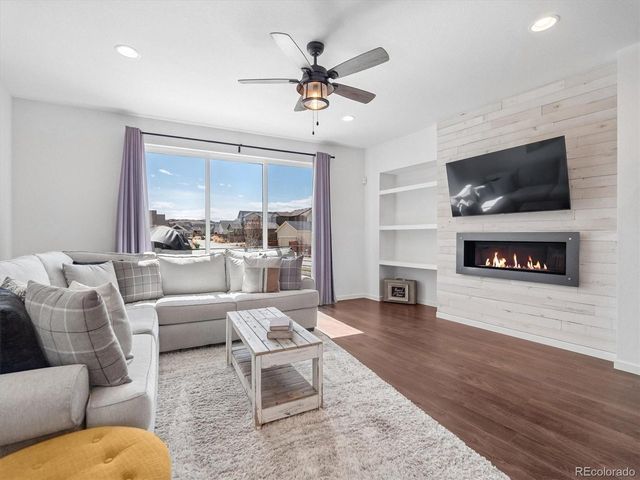 2586 Meadows Blvd B, Castle Rock, CO 80109