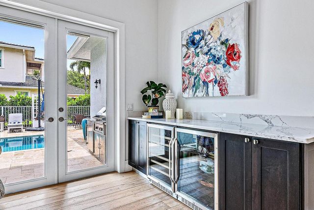 2500 Estates Drive, North Palm Beach, FL 33410