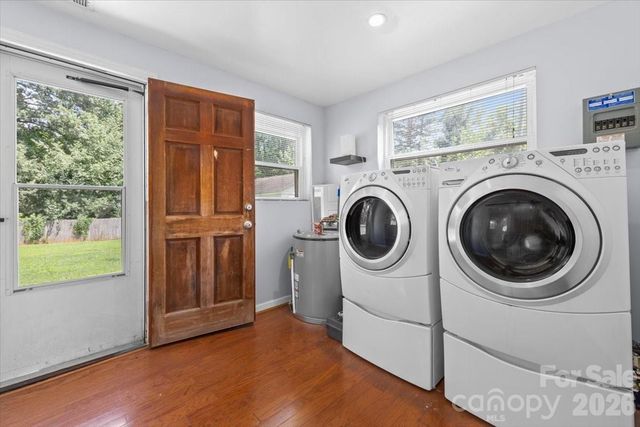 409 Toddville Road, Charlotte, NC 28214