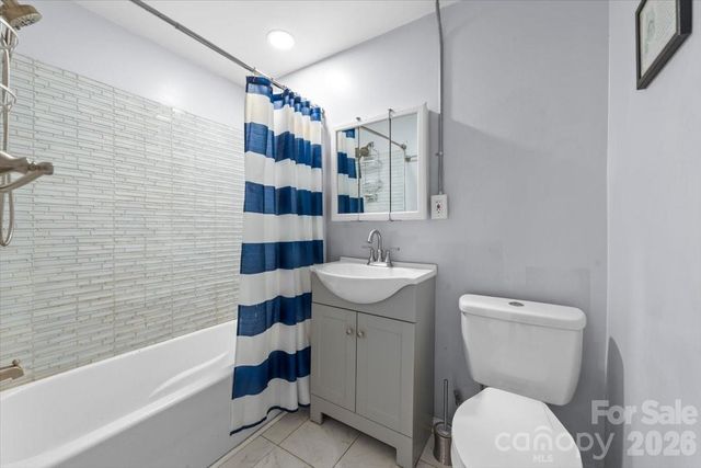 409 Toddville Road, Charlotte, NC 28214