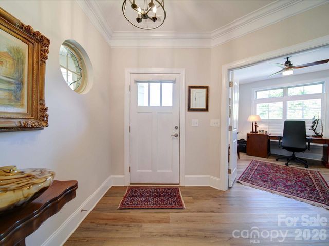 5218 Courtyard Lane, Belmont, NC 28012