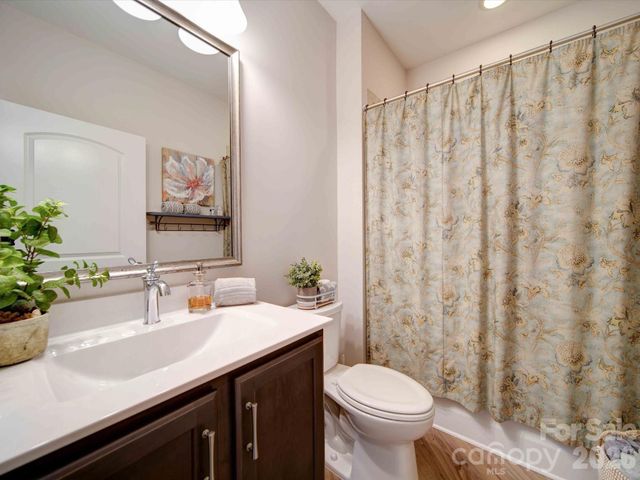 5218 Courtyard Lane, Belmont, NC 28012