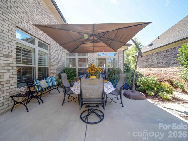 5218 Courtyard Lane, Belmont, NC 28012